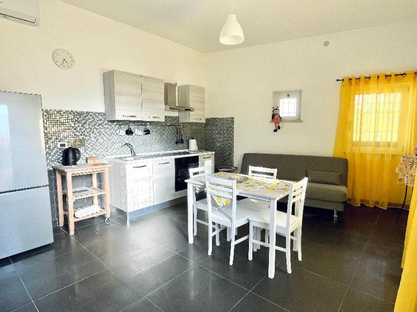 タルクイーニアCasa Daniアパートメント エクステリア 写真